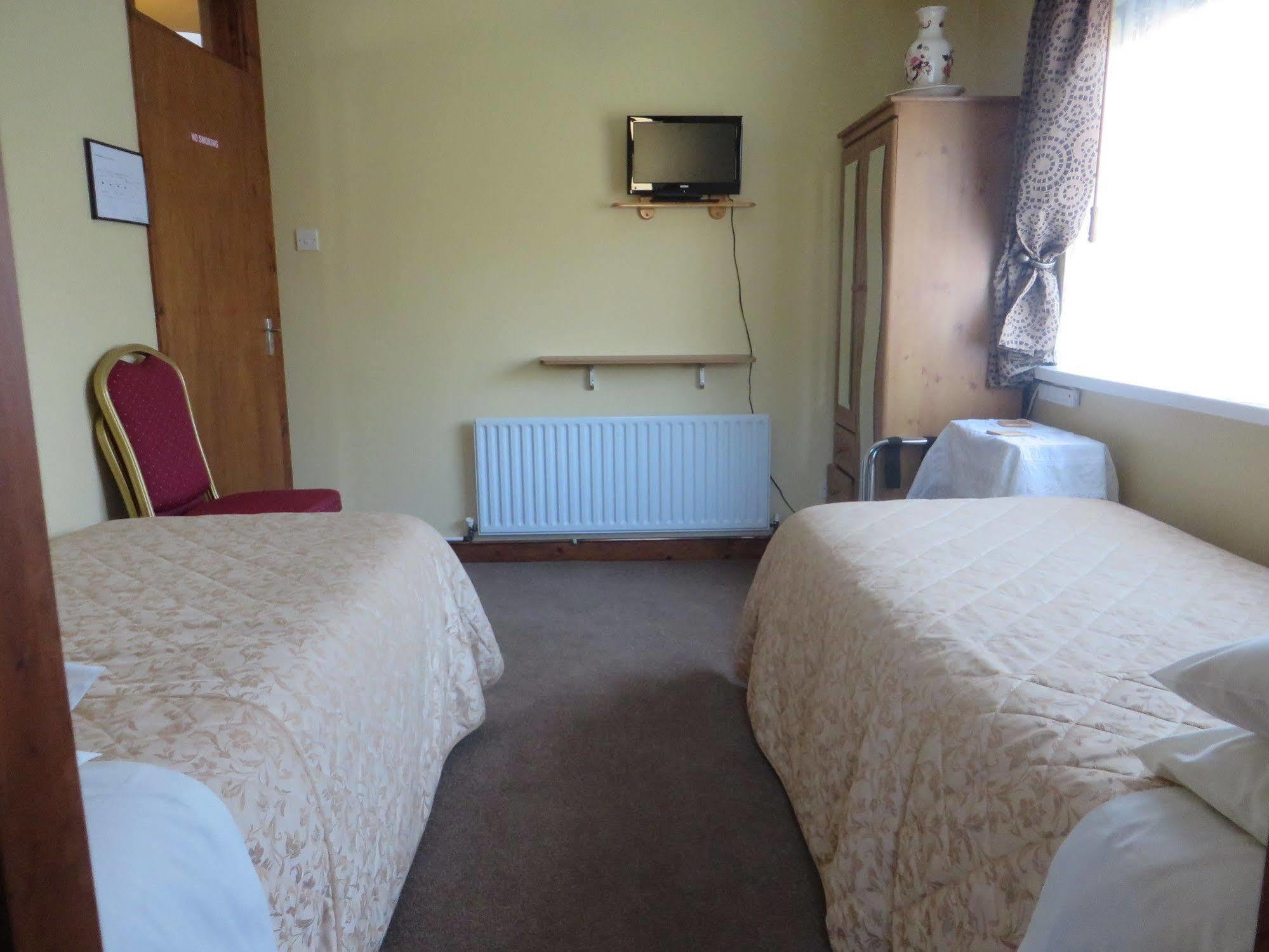 Dawn House B&B Kilmeaden Esterno foto
