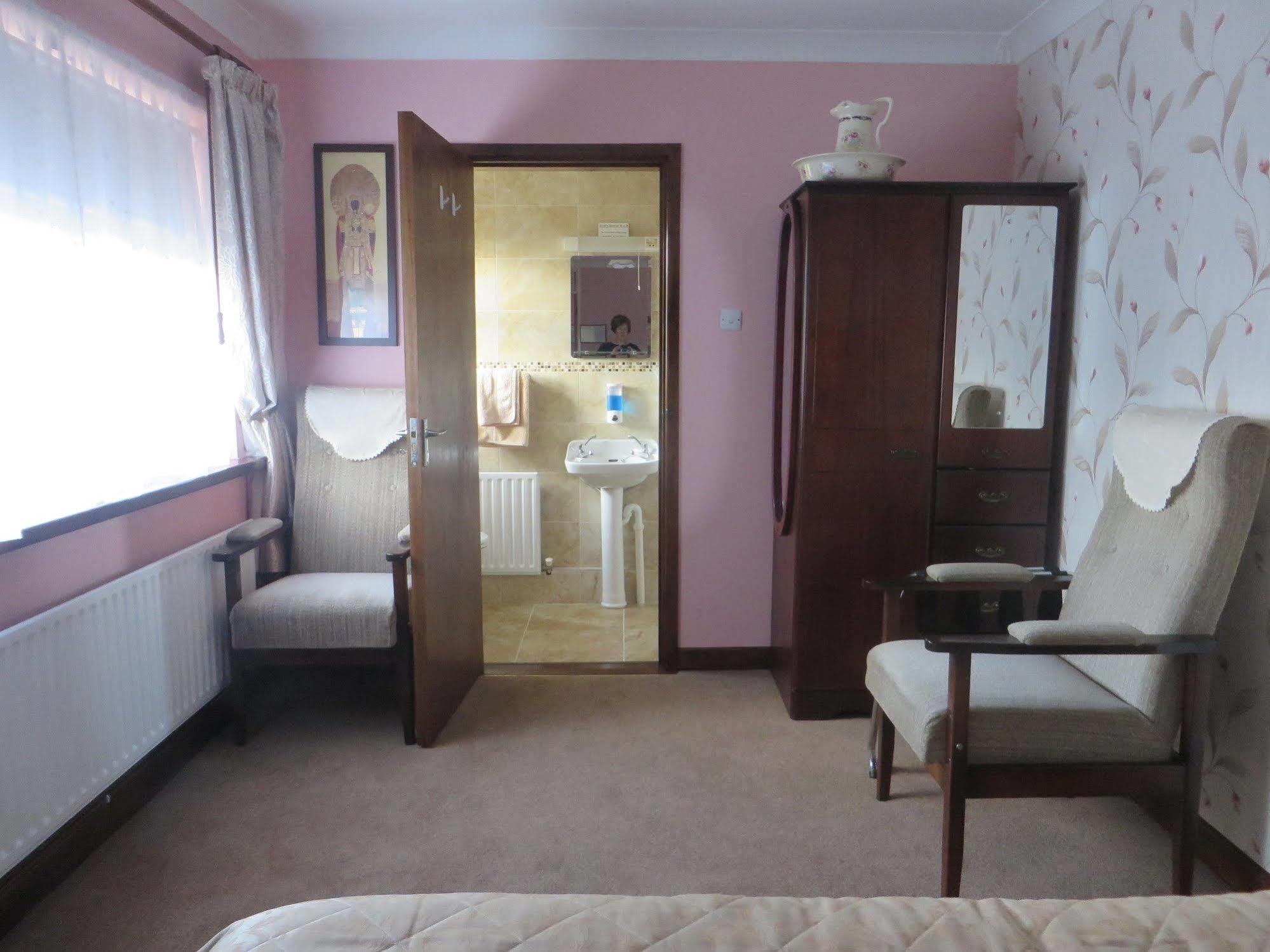 Dawn House B&B Kilmeaden Esterno foto