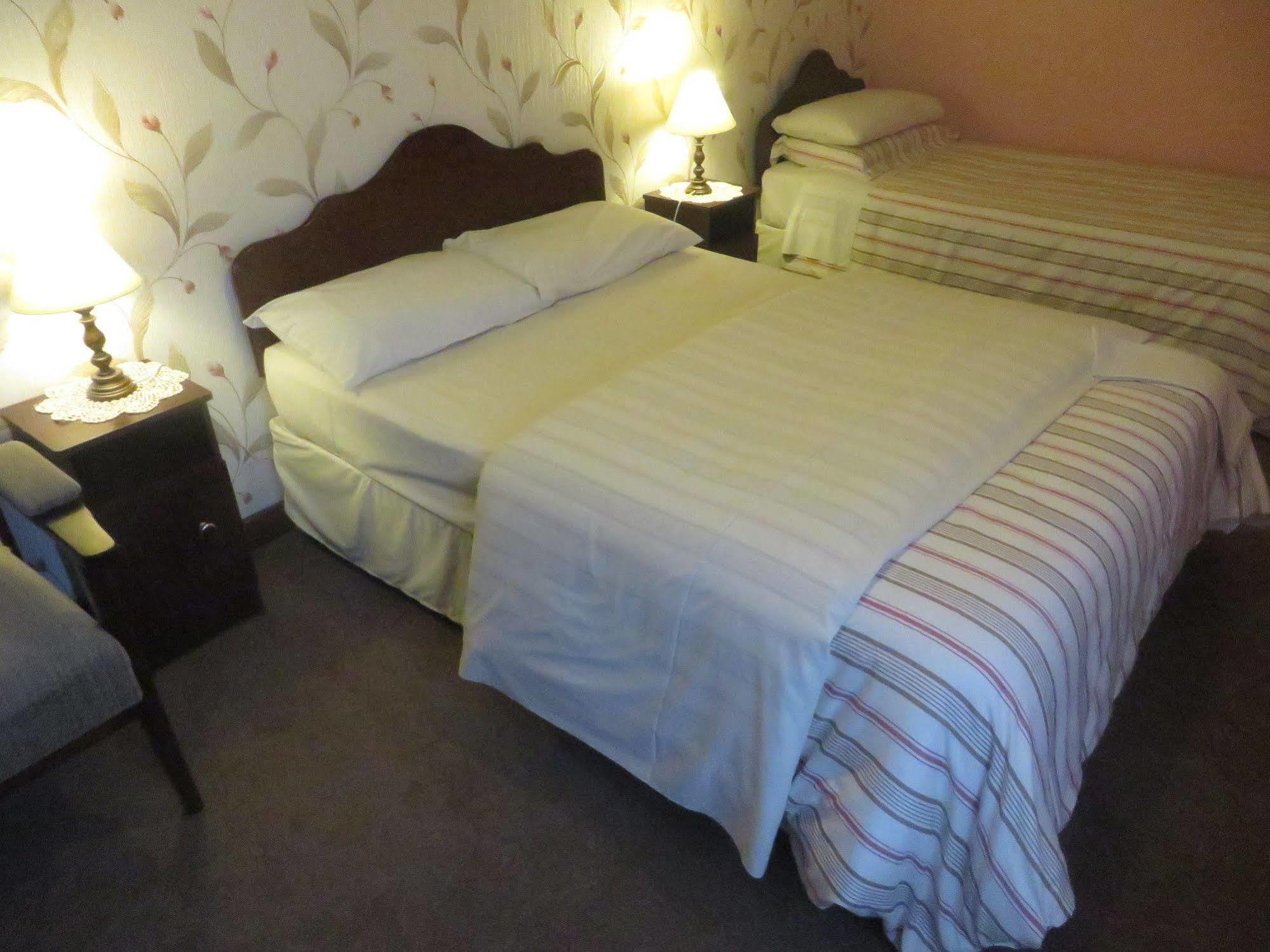 Dawn House B&B Kilmeaden Esterno foto